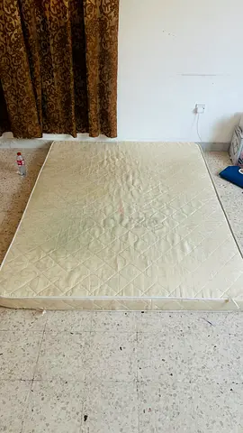 Mattress queen size free 526343973