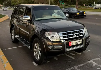 2017 Mitsubishi Pajero GLS GCC Specs