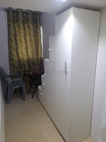 BurDubai, Sharaf DG metro Loft Partion
