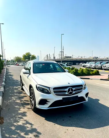2015 Mercedes-BENZ GLC — фото 2