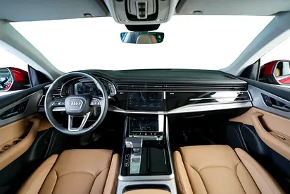 صورة 10 لـ 2023 AUDI Q8