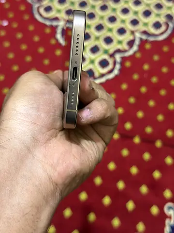 iPhone 16 pro max (256gb)-Good Condition, Single Owner