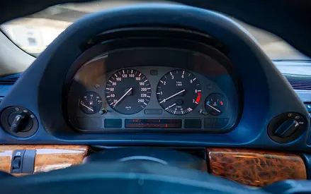 صورة 15 لـ 2001 BMW 7-SERIES