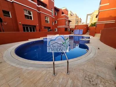 Available Away From Fly zone/Private Entrance/6 Bedroom villa 4 master/TV lounge/Maid Room/shared swimming pool/4 Parking space/Rent in Mirdif