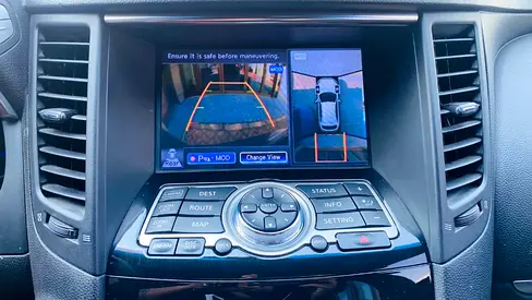 2015 Infiniti QX70 照片 12