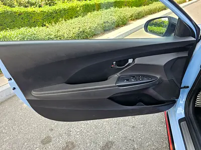 صورة مصغرة 12 لـ 2021 Hyundai VELOSTER