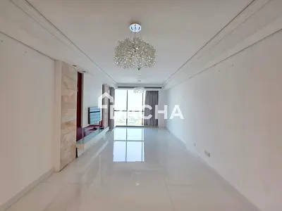 Unfurnished Apt | Big Layout | Near Metro