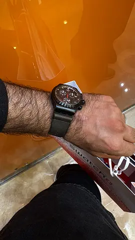 Swatch YVB416 watch