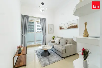 Good Quality Upgraded and Fully Furnished