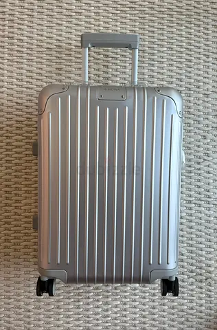 RIMOWA CHECK IN SILVER CABIN