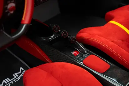 2019 Ferrari 488 PISTA — миниатюра 14