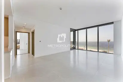 Vacant | Sea View | Sea & Bluewater Views