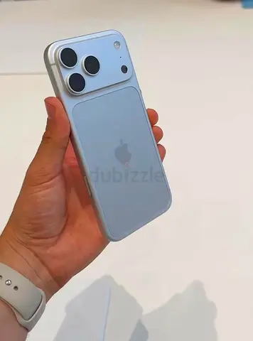 Apple iPhone (silver) 18 Pro 1tb -Brand New-Sealed Box