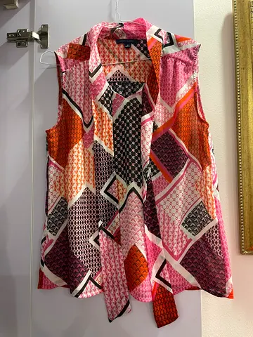 Tommy Hilfiger Front Tie Sleeveless Top - Size M