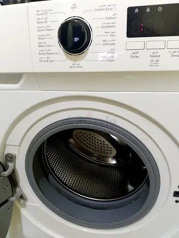 8 KG Washing Machine+ Mini Fridge