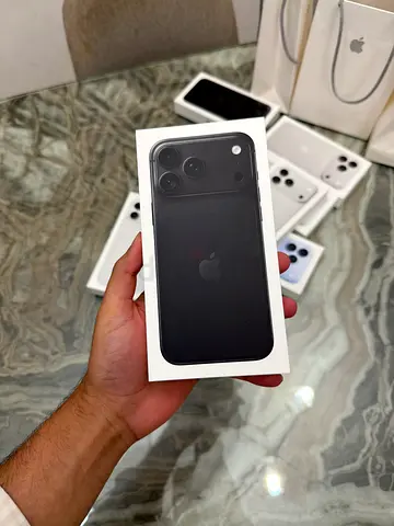 Apple iPhone 18 Pro Box (Brand New Sealed) BLACK 256gb TDRA