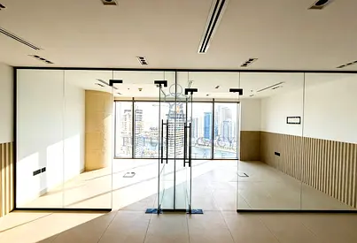 ELEGANT SPACIOUS OFFICE SPACE | PRIME BUSINESS HUB