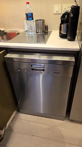 Miele dishwasher 3 racks made in Germany