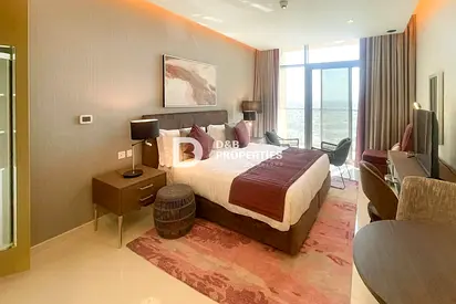Luxury Living Studio | 12 Cheques | Furnished