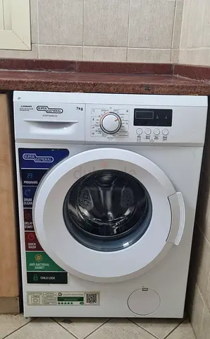 7kg Front Load Washing Machine - Almost new