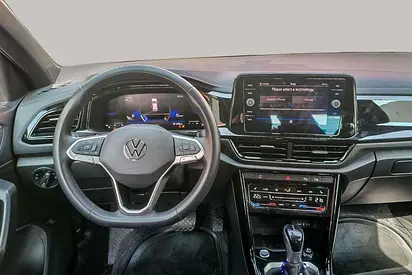 صورة 10 لـ 2025 Volkswagen T-ROC