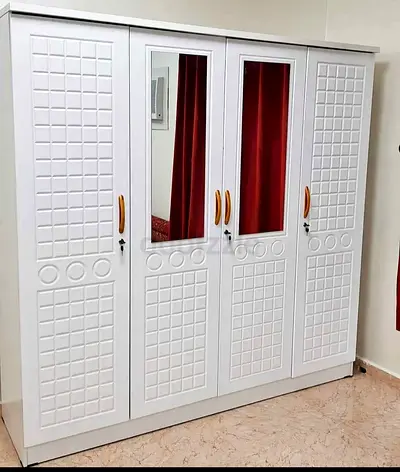 Modern White 4-Door Wardrobe with Mirrors and Storage