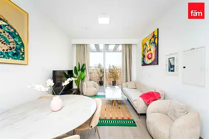 Furnished | Chiller free | Bright Natural Lighting