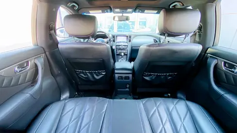 2015 Infiniti QX70 照片 11