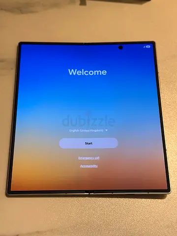 Samsung Galaxy Z Fold 7 (Flawless Condition) + Case Bundle