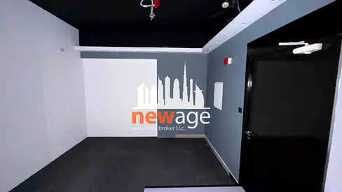 SUPER FITTED OFFICE FOR RENT IN SILVER TOWER