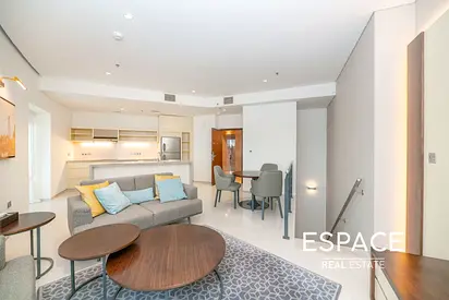 Near Downtown | Vacant | Furnished 2 Bed