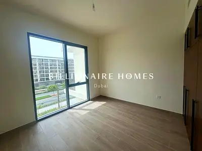 Spacious Unit | Move in Ready | Prime Location