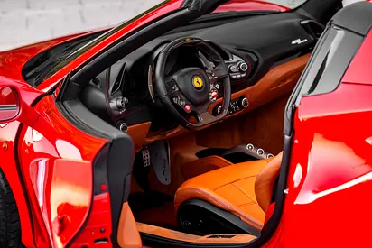 2017 Ferrari 488 SPIDER 照片 8