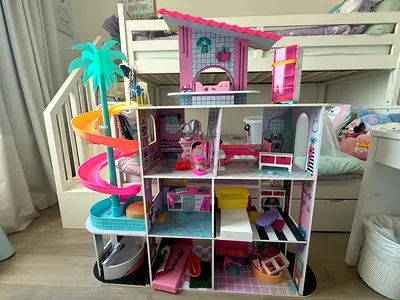 Doll house