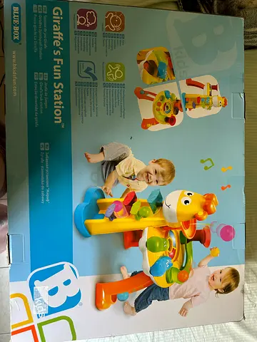 Giraffe's Fun Station baby activity play center and motion train set brand new n packed