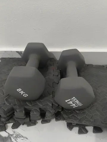 Pair of 8kg Hex Neoprene Dumbbells - rarely used (brand-1441 fitness)