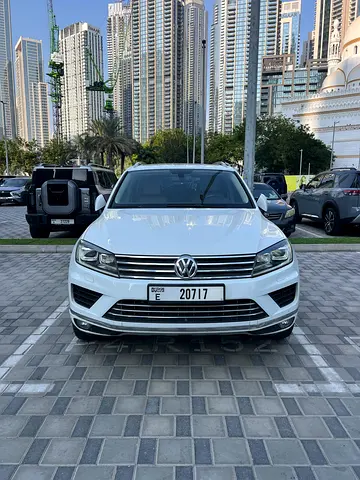 2015 Volkswagen TOUAREG 照片 1
