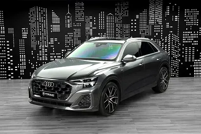 AUDI Q8 | 55 TFSI QUATTRO S LINE | GCC SPECS MAIN DEALER WARRANTY + SERVICE CONTRACT ( AL NABOODA )