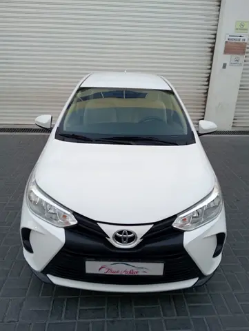 2022 Toyota YARIS — фото 3