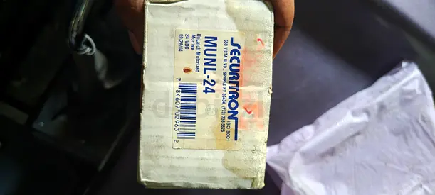 Securitron MUNL-24 Magnetic Lock (New in Box)