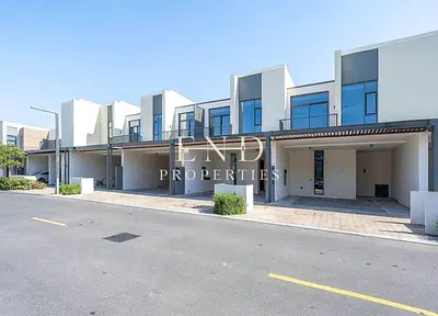 Landscaped | Vacant | View now