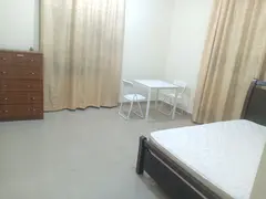1  furnished bedroom with separate bathroom for Muslim couple