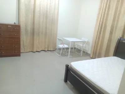 1  furnished bedroom with separate bathroom for Muslim couple