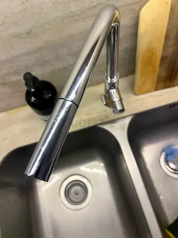 Modern chrome kitchen sink mixer tap - single handle, pull-out spray and stainless steel double sink