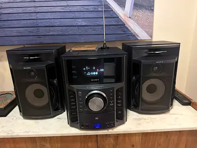 Sony DVD and casette player with USB Port HiFi  music System and Speakers HCD-GZR777D full working