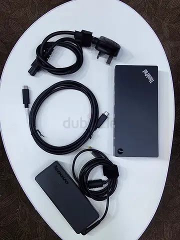 ThinkPad Universal USB-C Dock compatibil with c type devices including Microsoft, macOS apple laptop