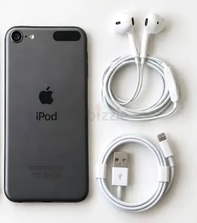 Apple IPod Touch 64GB with Accessories