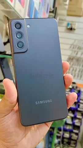Samsung Galaxy S21FE 5G (triple camera) - good condition,