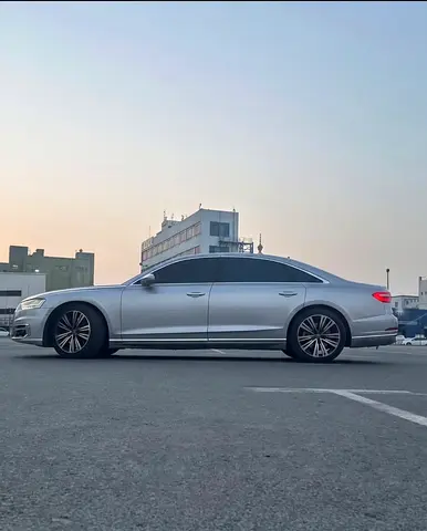2018 AUDI A8 — фото 7