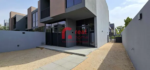 Elegant Villa | Refined Comforts & Modern Style | Resale